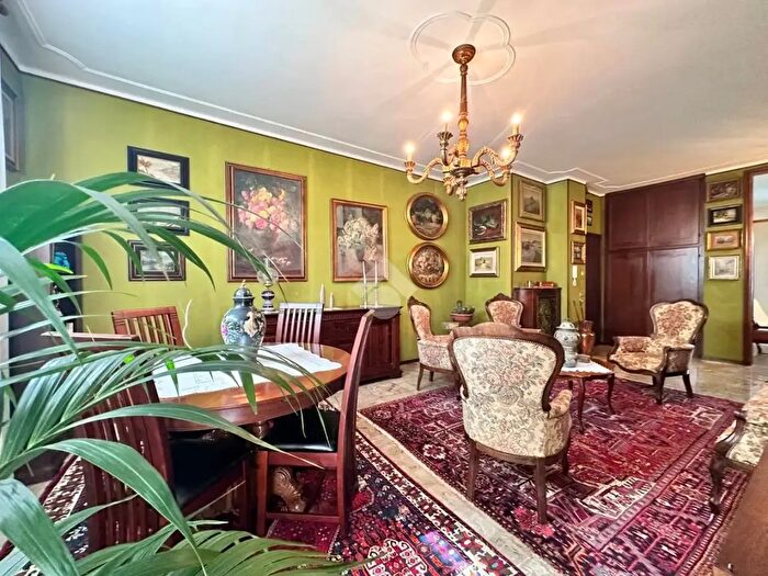 Appartamento con 5 locali in vendita in Via degli Orti, Tortona