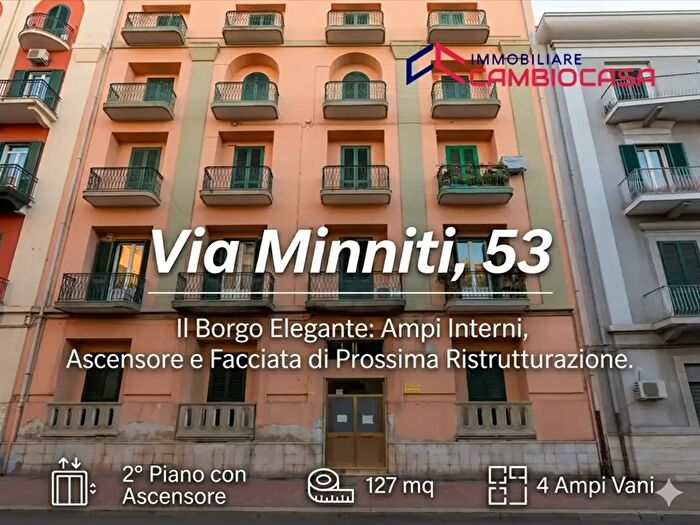 Appartamento quadrilocale in vendita in Via Minniti, Taranto