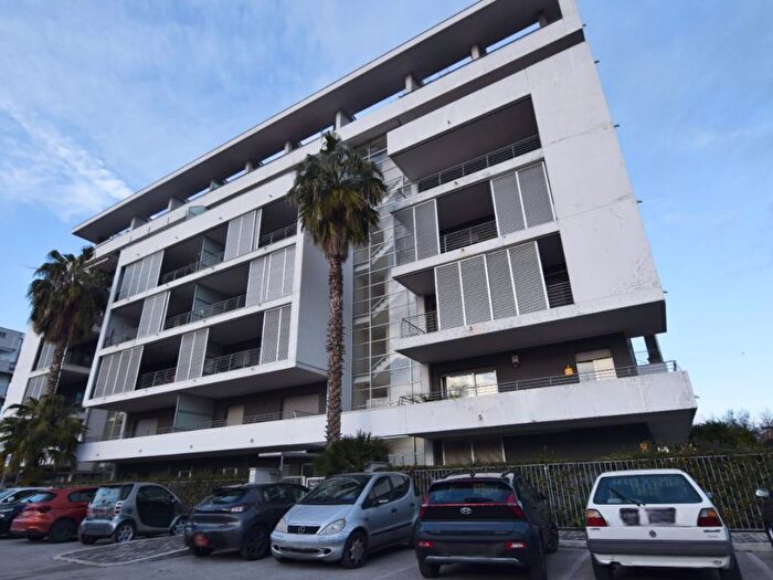 Appartamento quadrilocale in affitto in Via Giuseppe Misticoni, Porta Nuova, Pescara