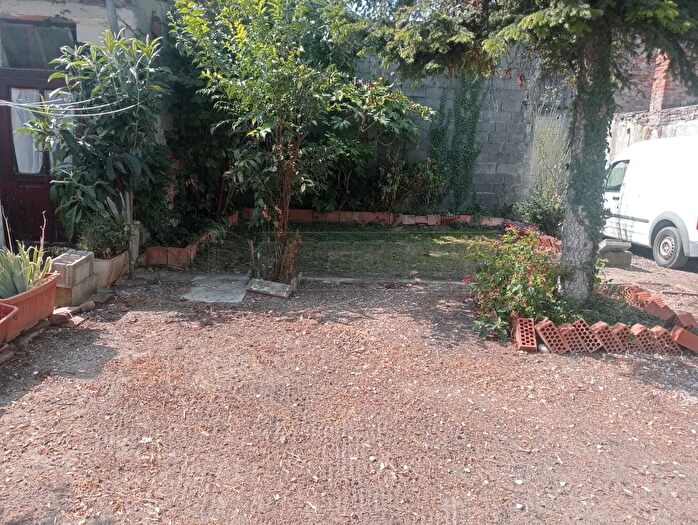 Casa con 9 locali in vendita in Via Guglielmo Marconi, Pozzaglio Ed Uniti