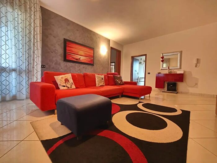 Appartamento con 7 locali in vendita in Fucecchio