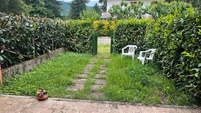 Appartamento quadrilocale in vendita in Arcinazzo Romano, Arcinazzo Romano