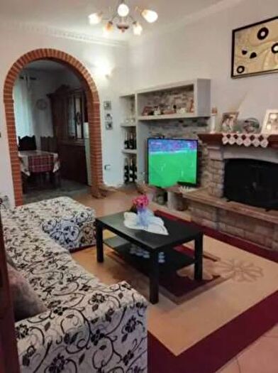 Casa con 5 locali in vendita in Piazza Casavecchia, Castiglione Del Lago