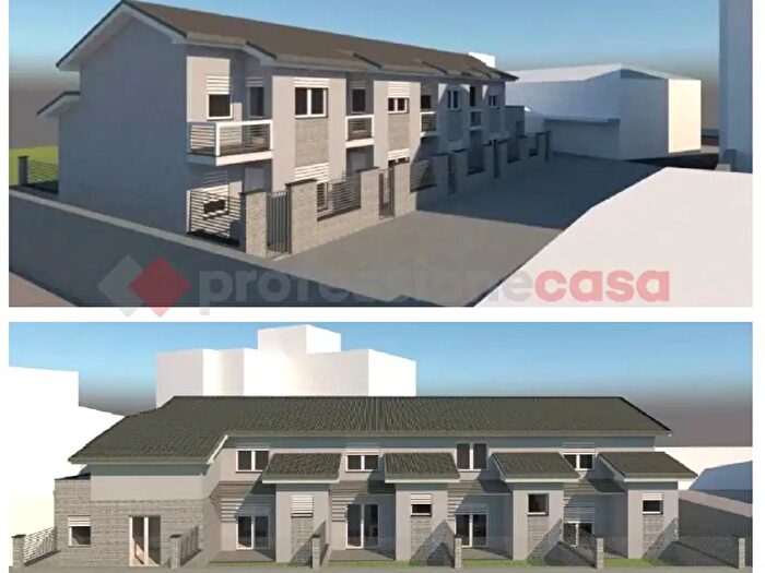 Casa quadrilocale in vendita in Via Marittima Snc, Frosinone