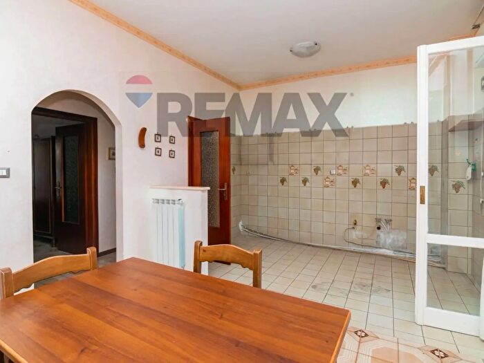 Appartamento trilocale in vendita in Via Empoli, San Giovanni La Punta