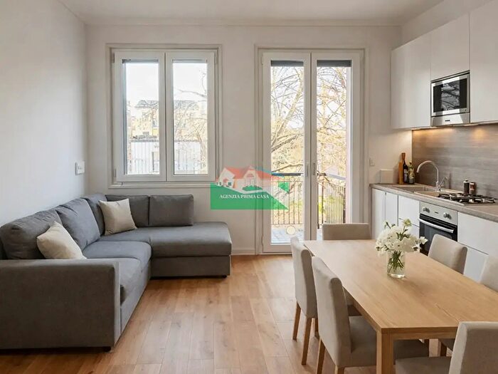 Appartamento trilocale in vendita in Via SantAgata, Ravenna