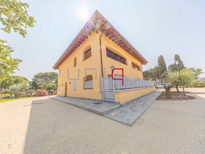 Appartamento trilocale in affitto in Via Portuense, Parco de Medici Muratella, Roma