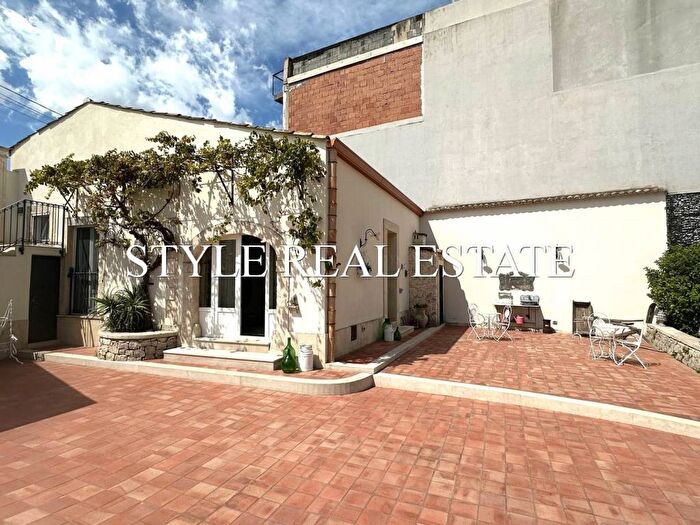 Casa trilocale in affitto in Via Bosco di Sopra, Canicattini Bagni