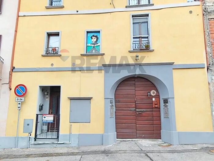 Appartamento bilocale in vendita in Via Pretorio, Cuvio