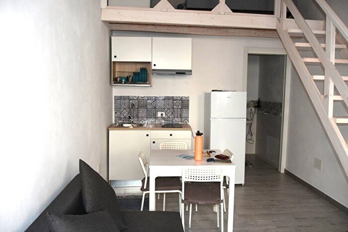 Appartamento monolocale in affitto in Via San Giuseppe, Ustica