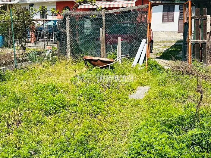 Appartamento trilocale in vendita in Vicolo Bugella, Caselle Torinese