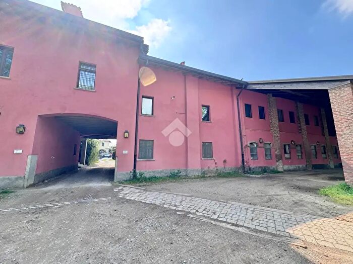 Appartamento trilocale in affitto in Cascina Colombera, Casarile