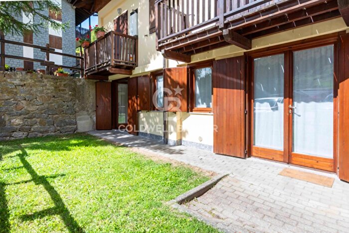 Appartamento bilocale in vendita in Strada Regionale, Ayas