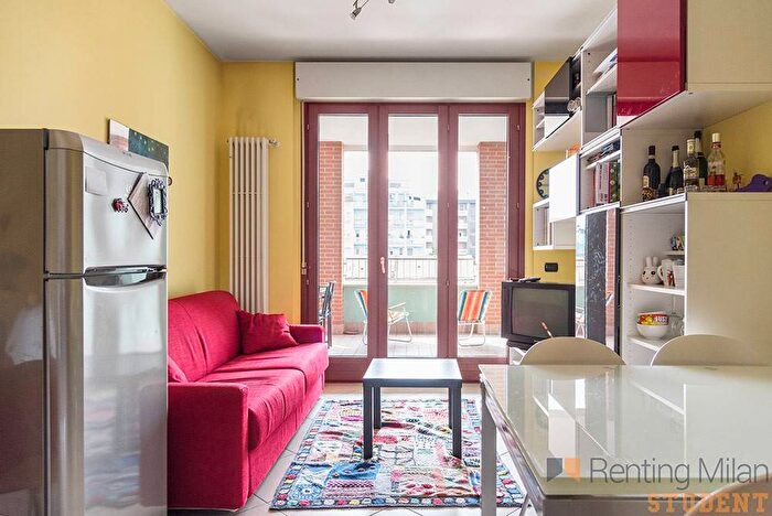 Appartamento monolocale in affitto in Viale Ortles, Corvetto, Milano