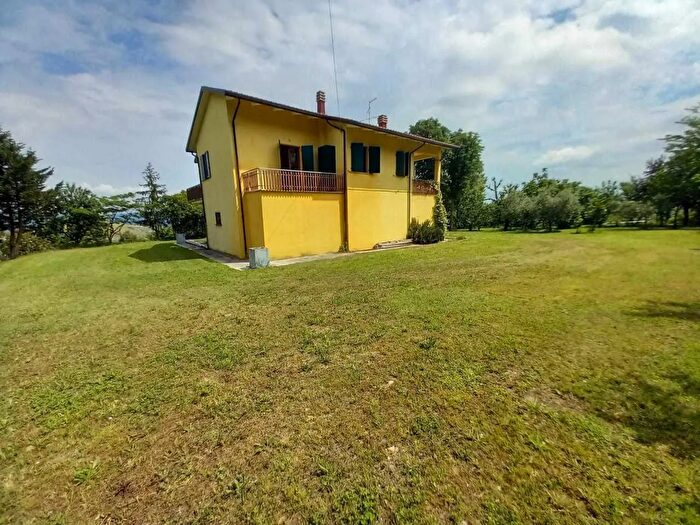 Casa monolocale in vendita in Novafeltria Rn, Novafeltria