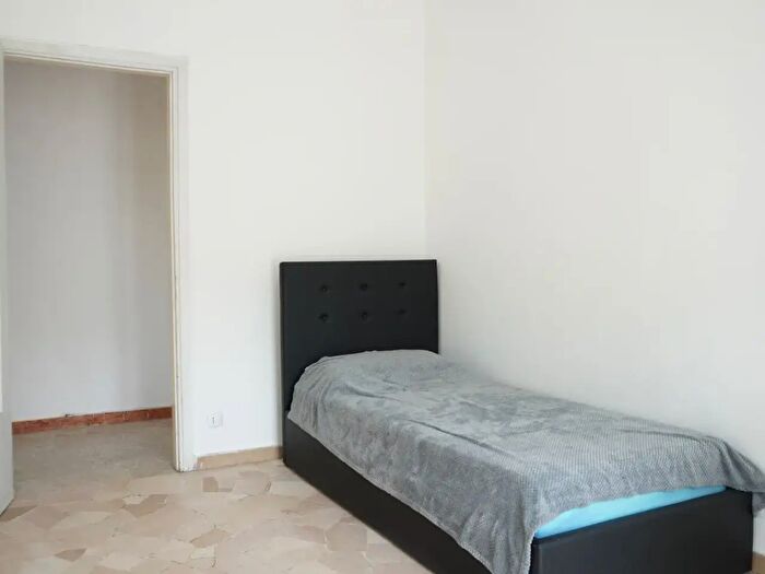 Appartamento trilocale in affitto in Via Varese, Garbagnate Milanese