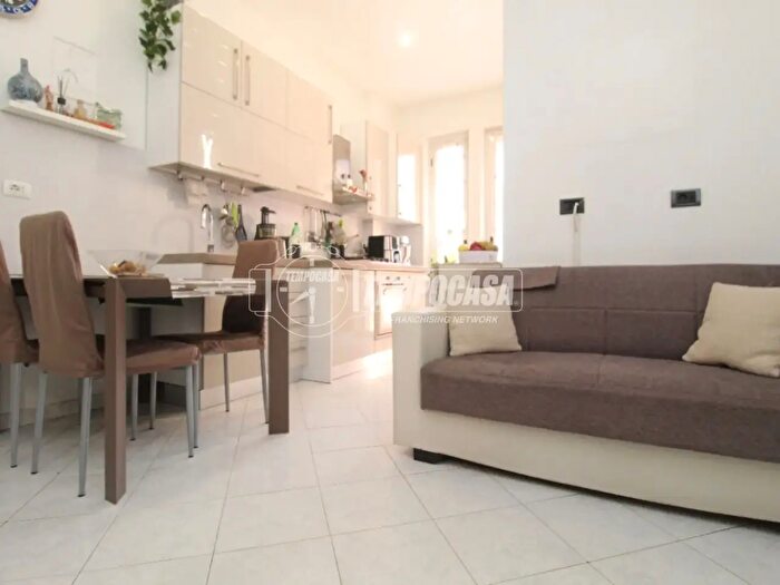 Appartamento trilocale in vendita in Via Giovanni Randaccio, Torino