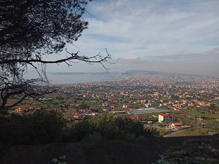 Appartamento con 15 locali in vendita in Via San Vito, Ercolano