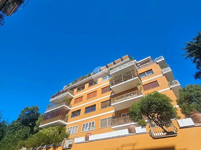 Appartamento monolocale in affitto in Via Gramsci, Roma