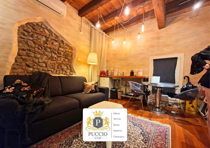 Appartamento trilocale in vendita in Verona