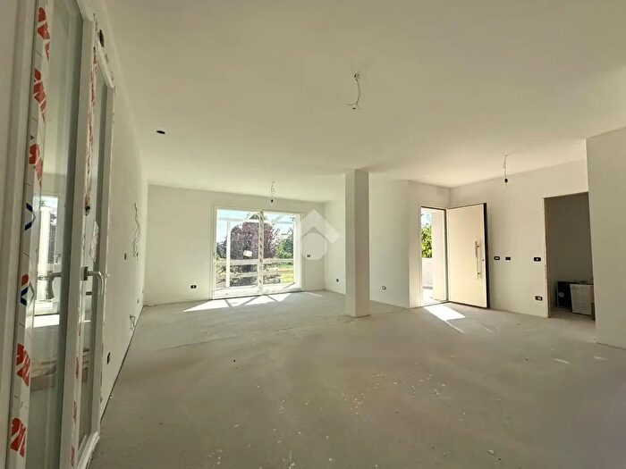 Casa trilocale in vendita in Forli'