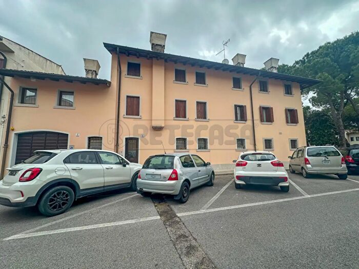 Casa con 11 locali in vendita in Contrada Garibaldi, Palmanova