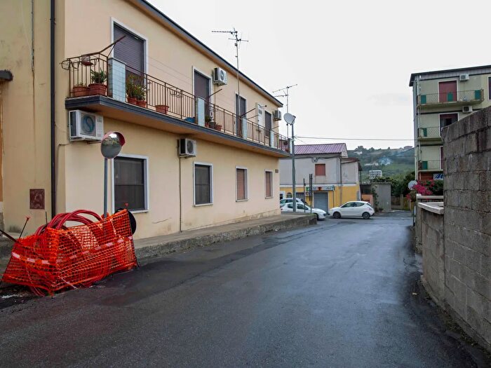 Appartamento quadrilocale in vendita in Via Istria, Catanzaro