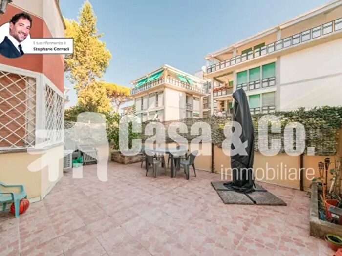 Appartamento trilocale in vendita in Via Palestrina, Roma