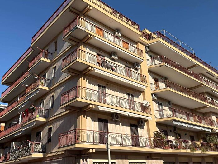 Appartamento quadrilocale in affitto in viale ofanto, Macchia Gialla Ordona Sud, Foggia