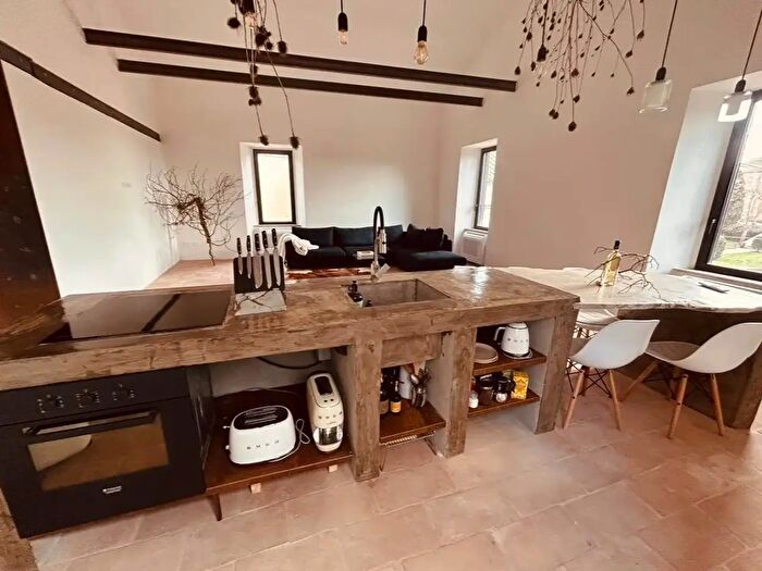 Appartamento quadrilocale in vendita in Via del Rivellino, Tuscania