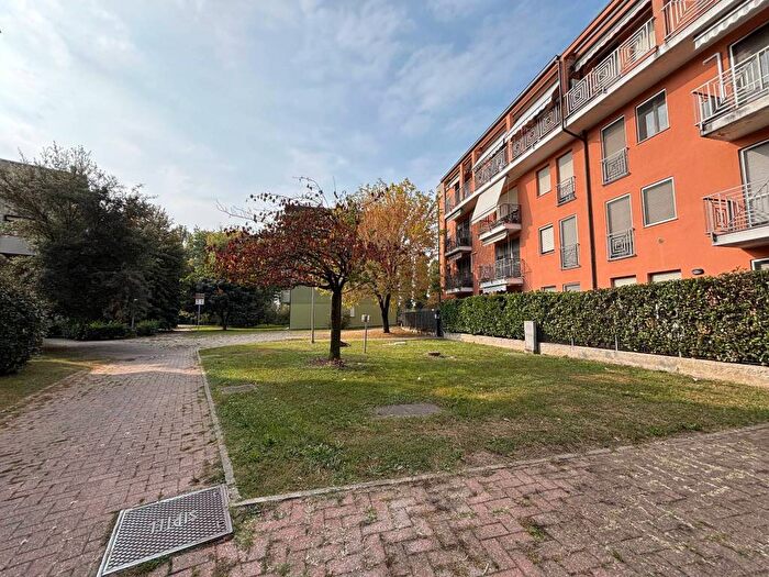 Appartamento trilocale in affitto in Via Bruno Buozzi, San Fereolo Albarola Faustina, Lodi