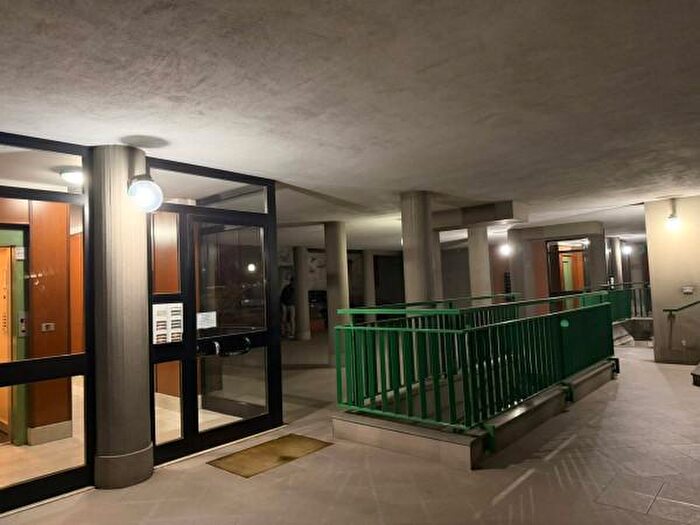 Appartamento quadrilocale in vendita in Via Bologna, Torino