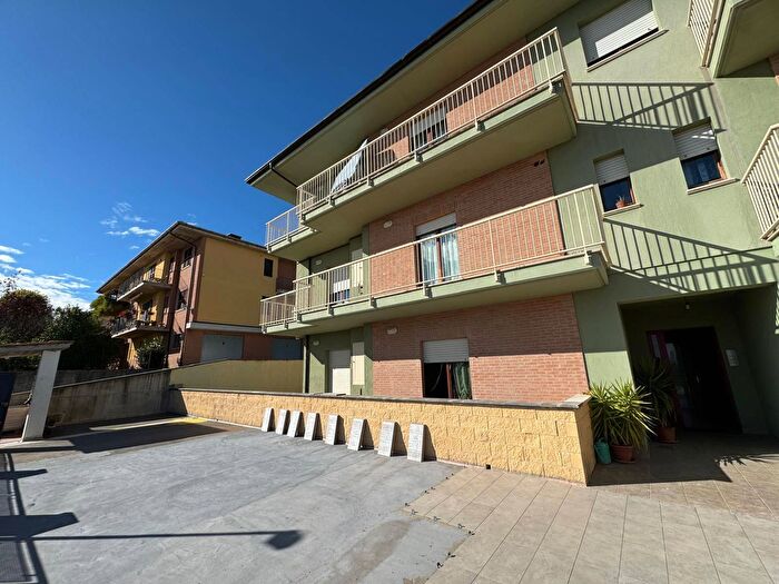 Appartamento con 5 locali in vendita in Via San Salvatore Snc, Santa Vittoria In Matenano