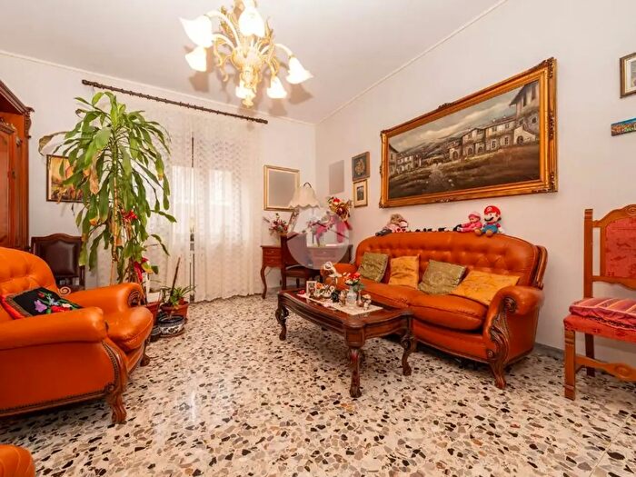 Appartamento trilocale in vendita in Via Enrico Toti, Beinasco