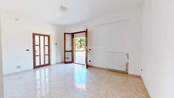 Appartamento trilocale in vendita in Via Osvaldo Licini, Grottammare