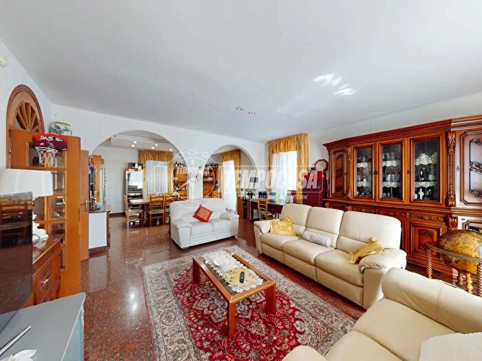 Appartamento quadrilocale in vendita in Largo De Carolis, Pedaso