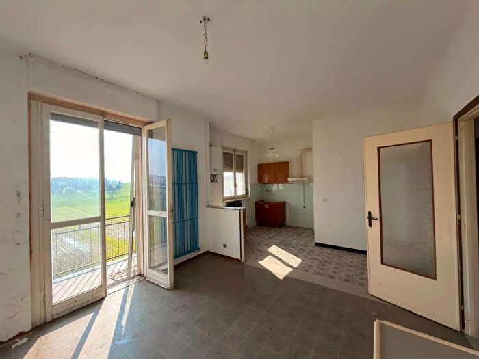 Appartamento con 5 locali in vendita in Carbonara Scrivia