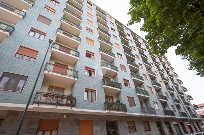 Appartamento bilocale in vendita in Corso Lucio Quinzio Cincinnato, Torino