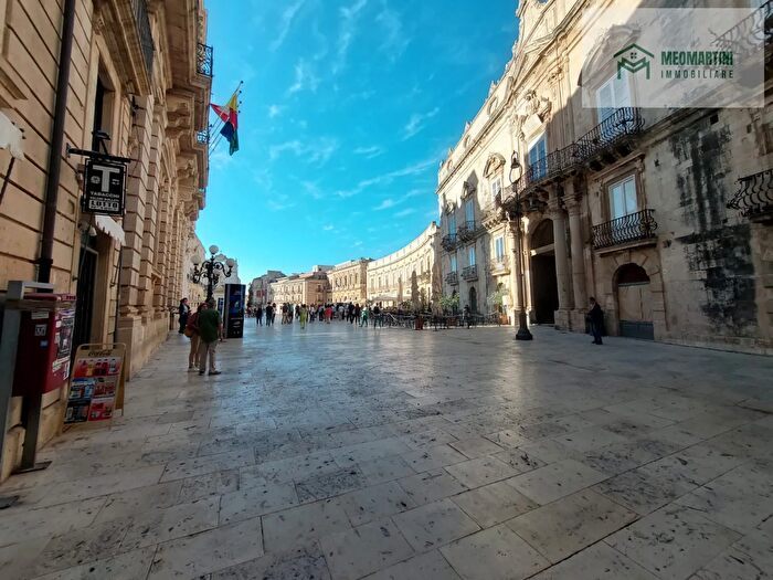 Appartamento monolocale in affitto in Piazza Duomo Siracusa Sr, Siracusa