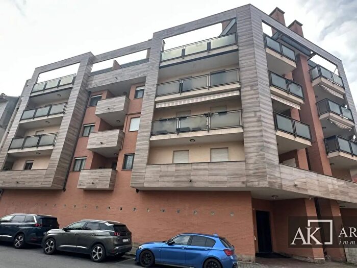 Appartamento bilocale in affitto in Via Alcarotti, Novara