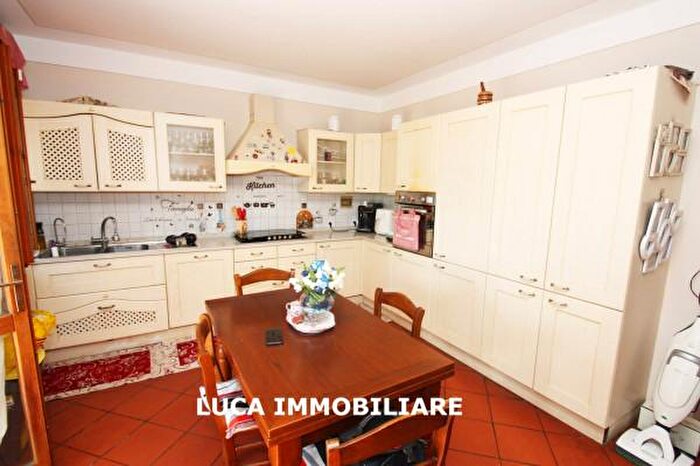 Casa con 6 locali in vendita in Via Pisa, Buggiano
