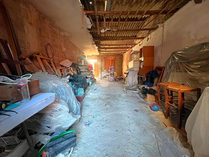 Casa trilocale in vendita in Via Giovanni XXIII, Santa Giusta