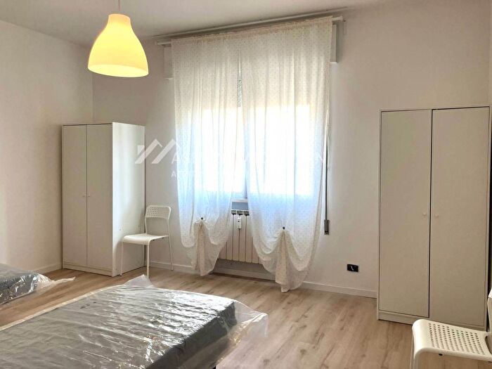 Appartamento con 5 locali in affitto in via genova, Mestre, Venezia
