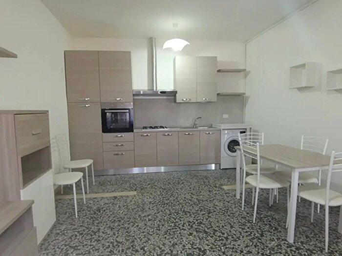 Casa con 5 locali in affitto in Via Nilde Iotti, Calcinaia