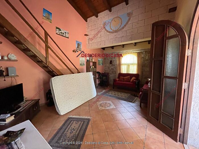 Casa trilocale in vendita in Via Aldo Moro Cinisi Pa Italia, Cinisi