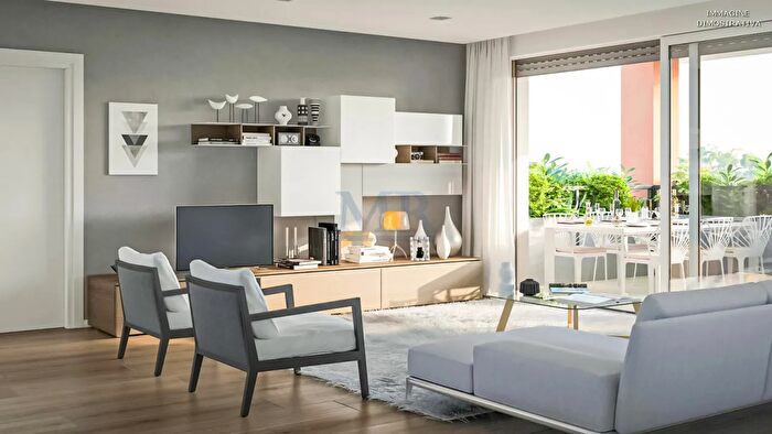 Appartamento quadrilocale in vendita in Via Giuseppe Giusti, Padova