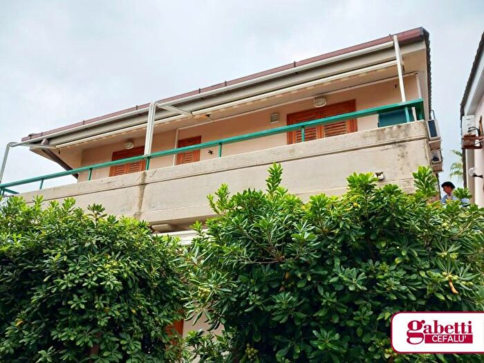 Casa bilocale in vendita in Viale Himera, Campofelice Di Roccella