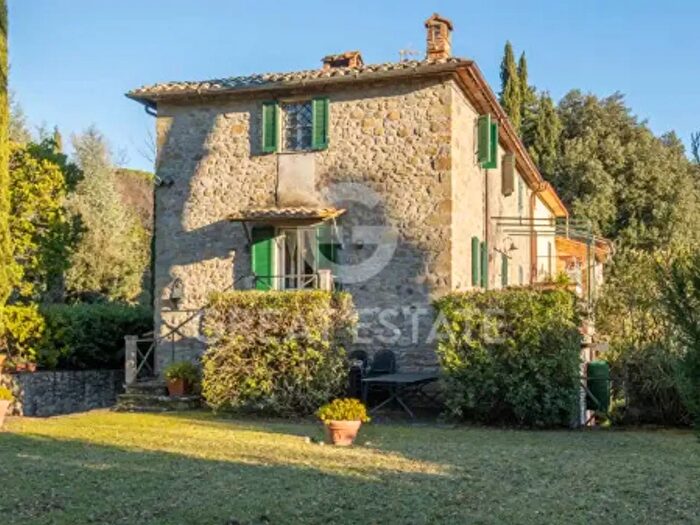 Casa con 6 locali in vendita in Località Giardino, Tuoro Sul Trasimeno