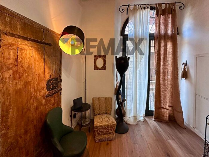 Appartamento trilocale in affitto in Via Della Lungaretta, Trastevere, Roma