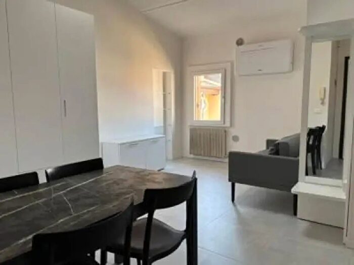 Appartamento monolocale in vendita in Via delle Primule, Milano